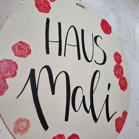 Haus Mali Lägenhet Heiligenborn Exteriör bild